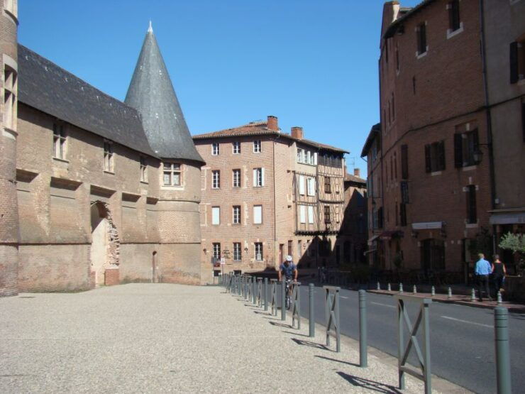 Toulouse to Carcassonne & Albi: Private Sightseeing Tour - Availability and Itinerary