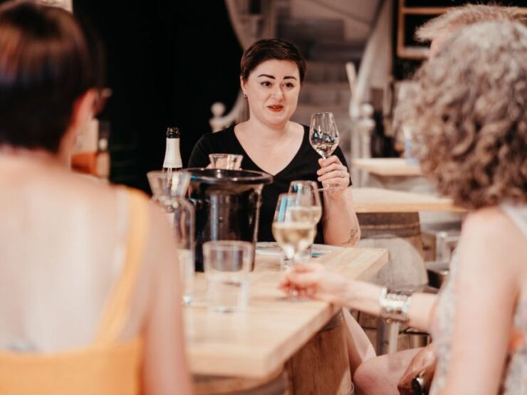 Toulouse: Wine Bar Walking Tour With a Local Wine Expert - Tour Duration and Logistics