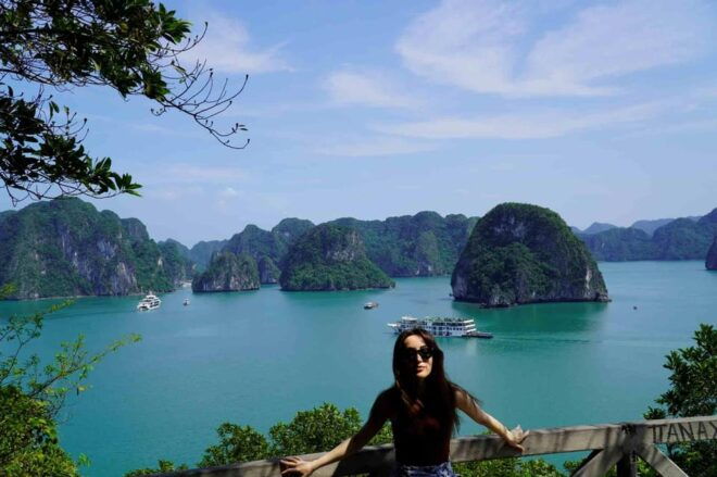 Tour 1 Day Ha Long Bay With Cave, Kayak,Swimming,Kayak,Lunch - Activities Included