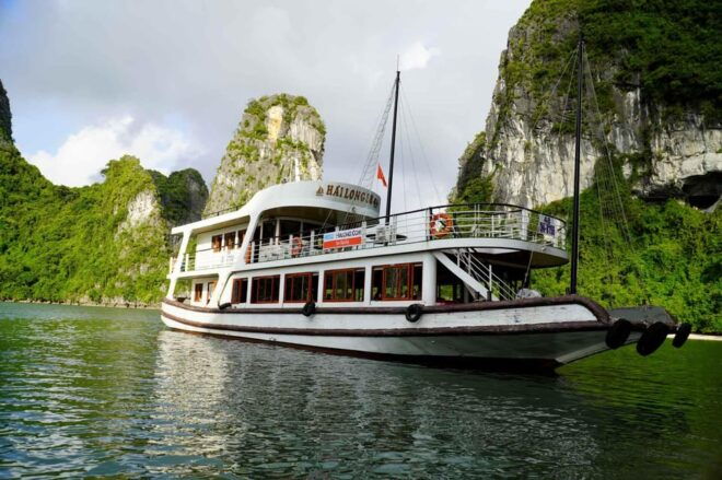 Tour 1 Day Ha Long Bay With Cave, Kayak,Swimming,Kayak,Lunch - Culinary Experience