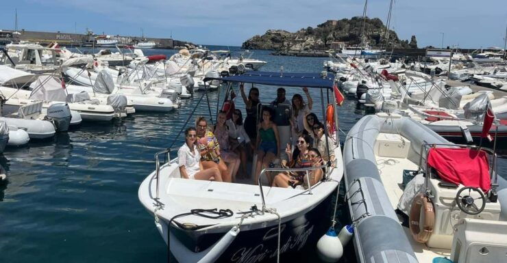 Tour Acitrezza & Acicastello + 45 Min Boat Ride Included - Itinerary Details