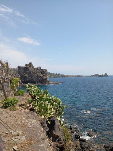 Tour Acitrezza & Acicastello + 45 Min Boat Ride Included - Pricing and Duration
