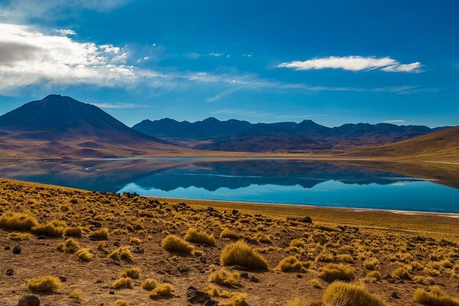 Tour Altiplanic Lagoons & Red Stones Safari Style by Grade 10 - Tour Overview