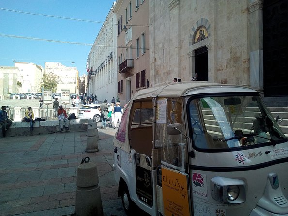 Tour Ape Calessino (Tuk Tuk) of the 4 Historic Districts of Cagliari - Tour Highlights and Itinerary