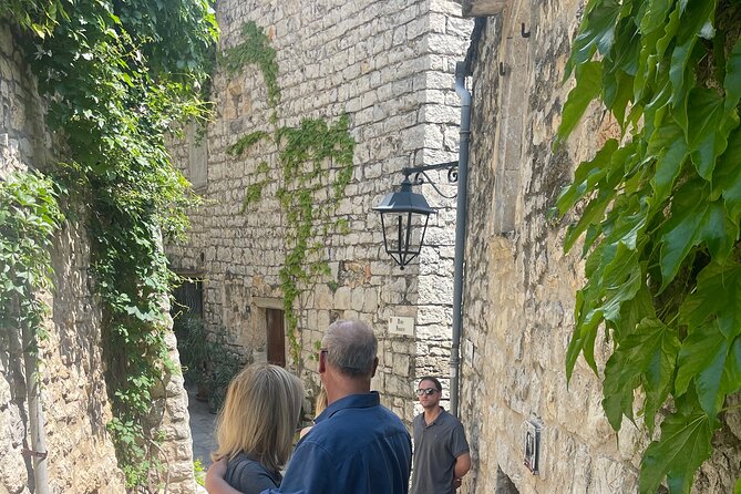Tour Around the Pic Saint Loup - Questions and Support