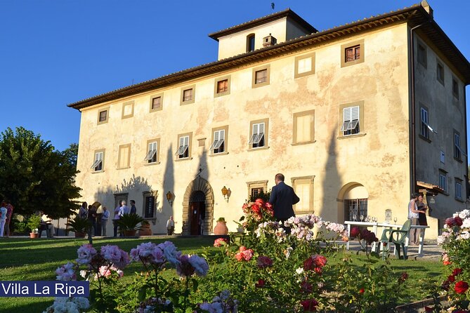 Tour at Villa La Ripa - Price and Booking Details