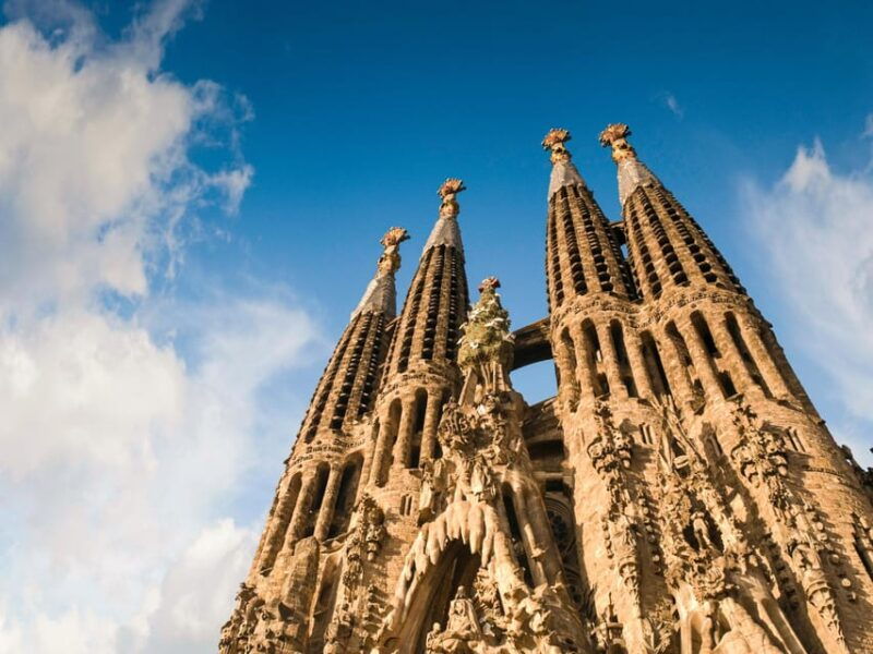 Tour: Barcelona With Sagrada Familia - Itinerary Highlights