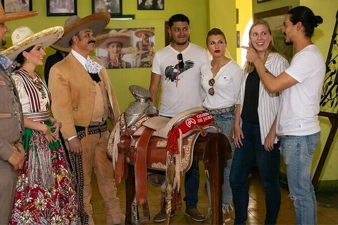 Tour between Charros, Mariachi and Tlaquepaque - Good To Know