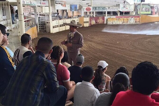 Tour between Charros, Mariachi and Tlaquepaque - A Full-Day Cultural Journey from Charros to Tlaquepaque