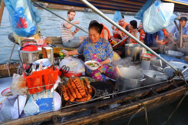 Tour Cai Rang Floating Market and Biking in the Rural - Local Culture and Cuisine