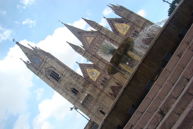 Tour Catholic and Historical Precincts of the Center of Guadalajara - Exploring Plaza De Armas