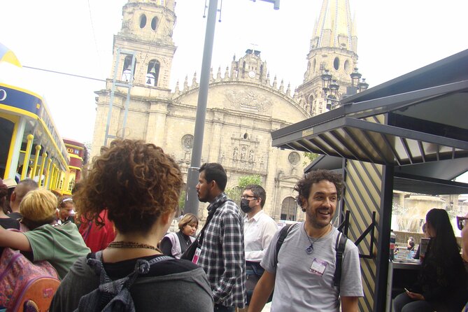 Tour Catholic and Historical Precincts of the Center of Guadalajara - The Majestic Government Palace