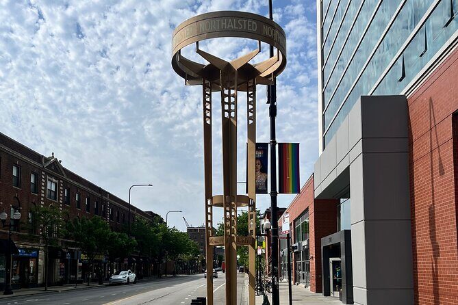 Tour Chicago LGBTQ Style: On and Off History Bus Tour - The Itinerary in Detail: What to Expect