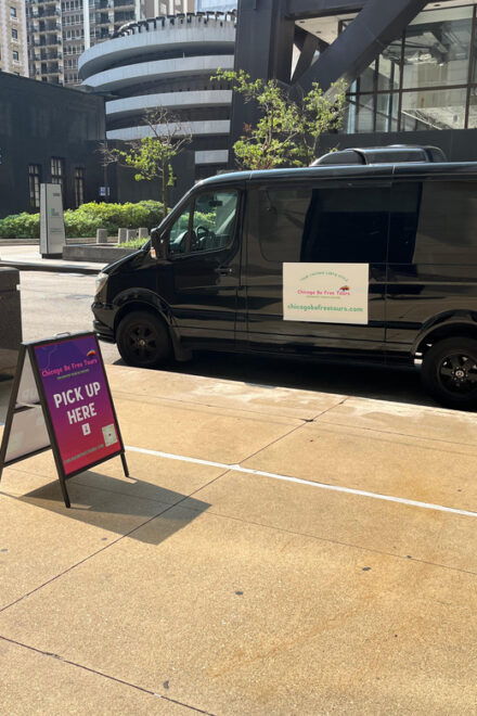 Tour Chicago LGBTQ+ Style - Meeting and Logistics