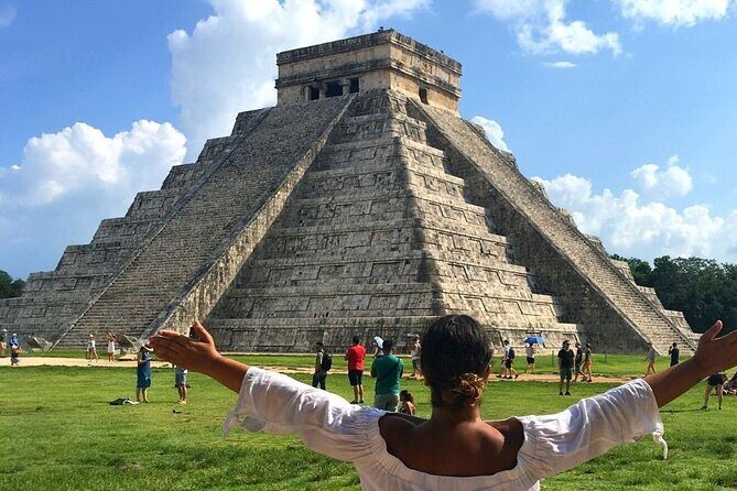 Tour Chichen Itza Cenote and Valladolid - Delving into the Experience: What to Expect at Each Stop