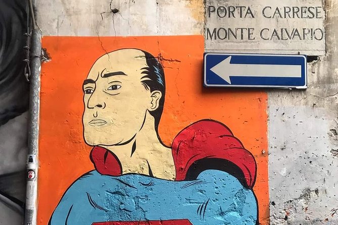 Tour De Arte Callejero En Los Barrios Españoles De Nápoles - The Sum Up