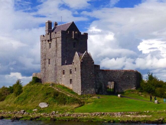 Tour Delle Scogliere Di Moher E Galway in Italiano O Spagnolo - Descrizione Dettagliata Del Tour