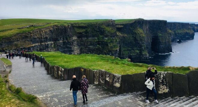 Tour Delle Scogliere Di Moher E Galway in Italiano O Spagnolo - Common Questions
