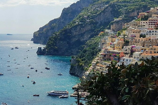 TOUR : EXCLUSIVE AMALFI COAST : Positano Sorrento Pompeii - Inclusions