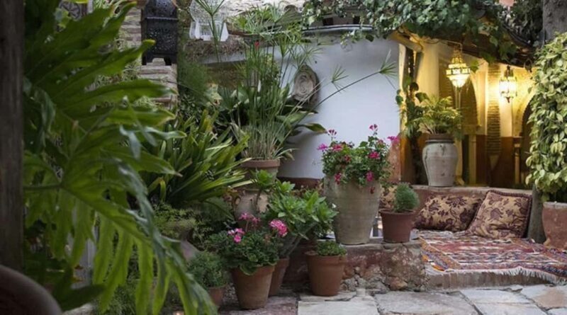 Tour from Alicante to Casa Morisca in Crevillente with Tea and Pastries in a Van - Why Choose This Tour?