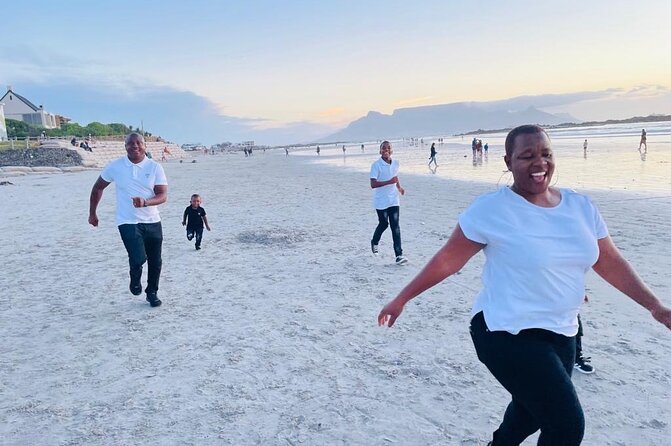 Tour From Cape Town to Simon'S Town, Hout Bay and Camps Bay - Common Questions