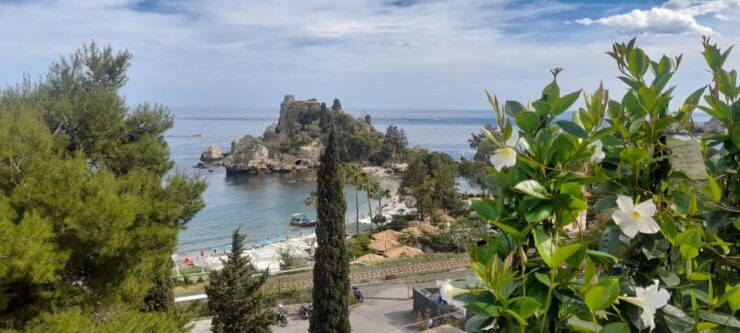 Tour From Messina to Taormina, Castelmola, Isola Bella - Good To Know