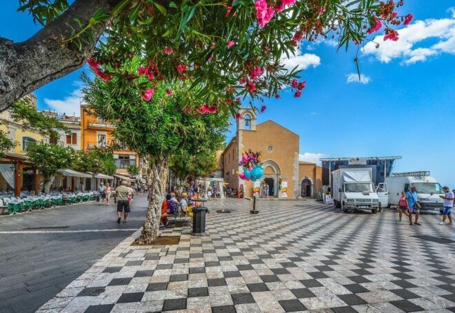 Tour From Messina to Taormina, Castelmola, Isola Bella - Important Information