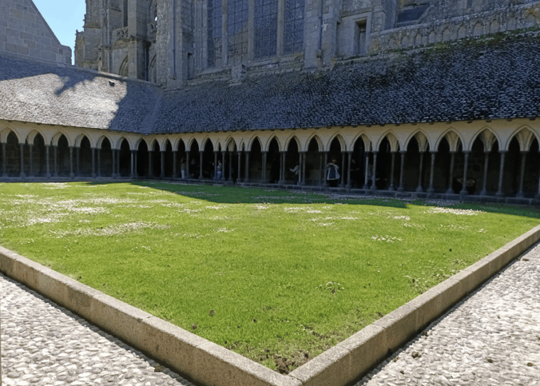 Tour From Rennes: Mont Saint-Michel & Cancale & Saint-Malo - Inclusions