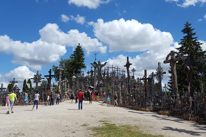 Tour From Riga to Vilnius: Bauska Castle, Rundale Palace and the Hill of Crosses - Reviews and Feedback