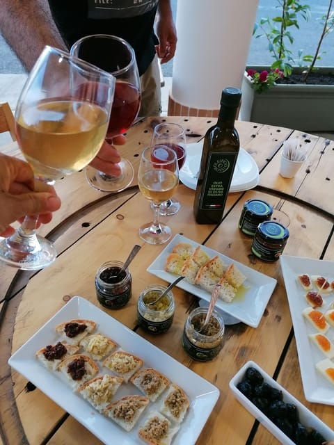 Tour From the Land to the Oil With Tasting at Sunset - Whats Included