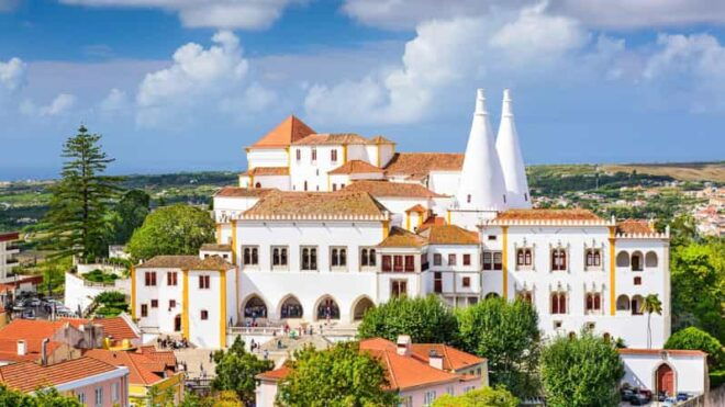 Tour Full Day Sintra and Cascais - Transportation and Comfort