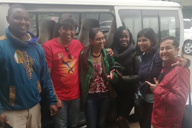 Tour Giraffe Centre, David Shedrick, Karen Blixen & City Tour. - Price, Booking, and Cancellation Policy