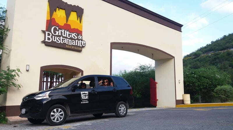 Tour "Grutas Bustamante" + Guía + Transfer + Tickets - Final Thoughts