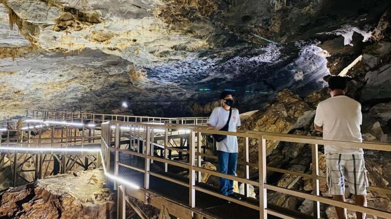 Tour "Grutas Bustamante" + Guía + Transfer + Tickets - FAQ