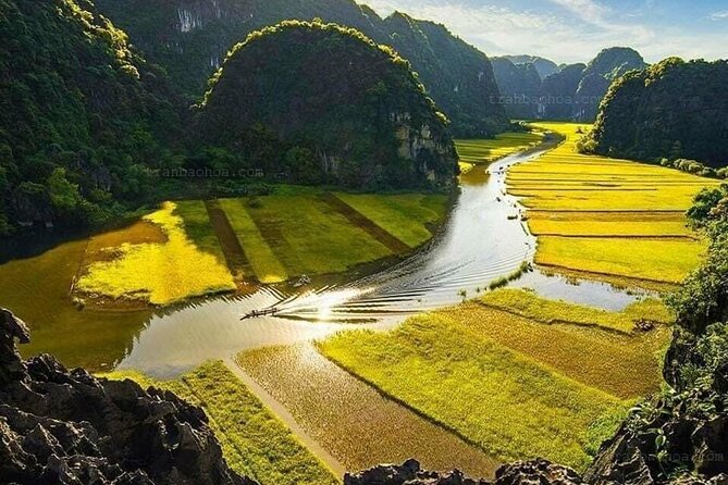 Tour Hoa Lu and Tam Coc- Small Group Tour - Additional Details