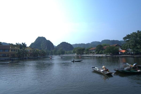 Tour Hoa Lu - Tam Coc - Mua Cave - Biking With Buffet Lunch - Travel Tips