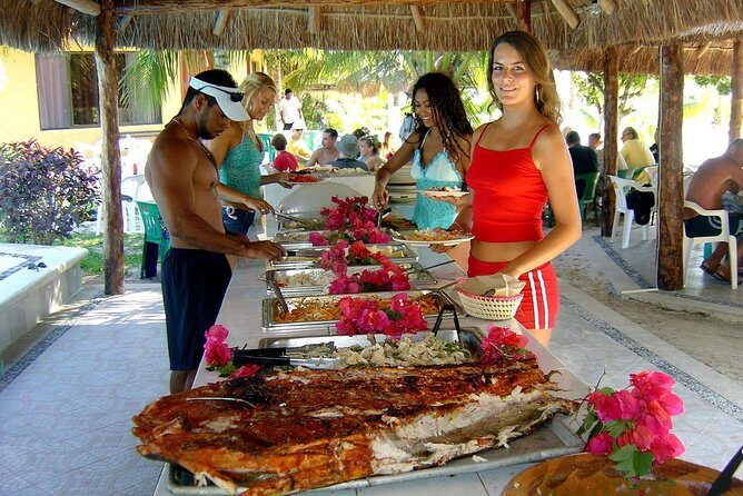 Tour in a Catamaran to Isla Mujeres with all included for the best price! - What’s Included and What’s Not