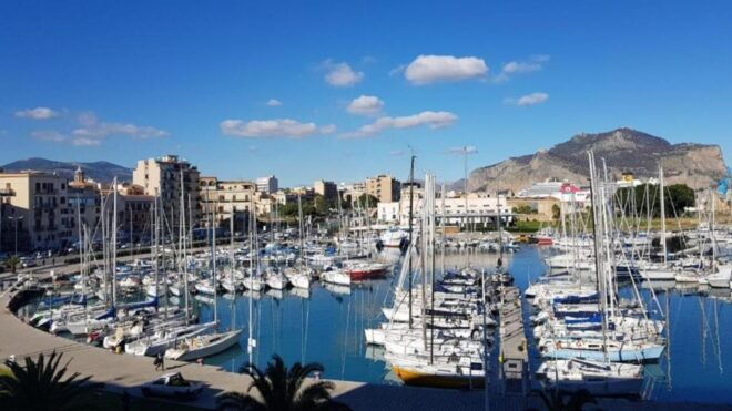Tour in a Fiat 500 in Palermo and Mondello - Itinerary and Sightseeing Stops