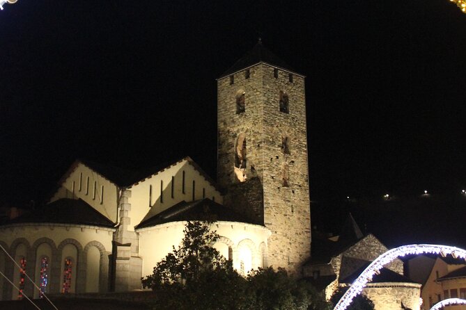 Tour in Andorra La Vella Through the Old Town and Shopping Center - Tour Logistics