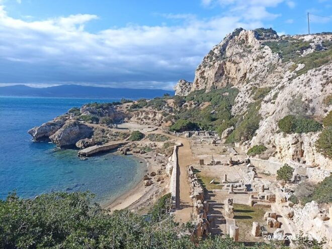 Tour in Heraion (Sanctuary of Hera) and Lake Vouliagmeni - Transportation Options