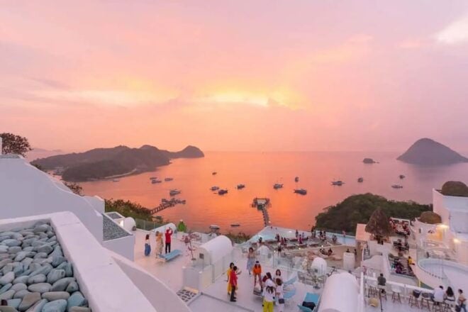 Tour in Labuan Bajo City One Full Day - Activities Included