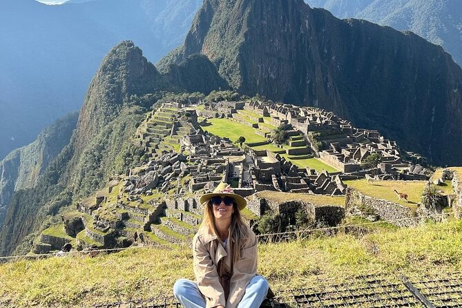 Tour in Machu Picchu by Vistadome or Panoramic Train Round Trip - Tour Details