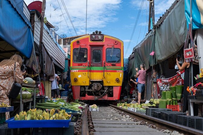Tour in Maeklong Railway, Floating Market and Ayutthaya - Pricing and Value