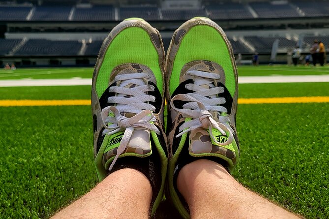 Tour in Sofi Stadium in Party Bus - Maximum Guest Capacity