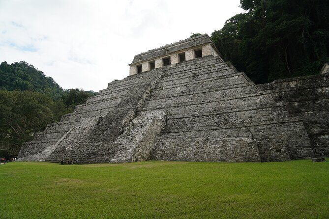 Tour in the Archaeological Zone of Palenque With Guide Included - Good To Know