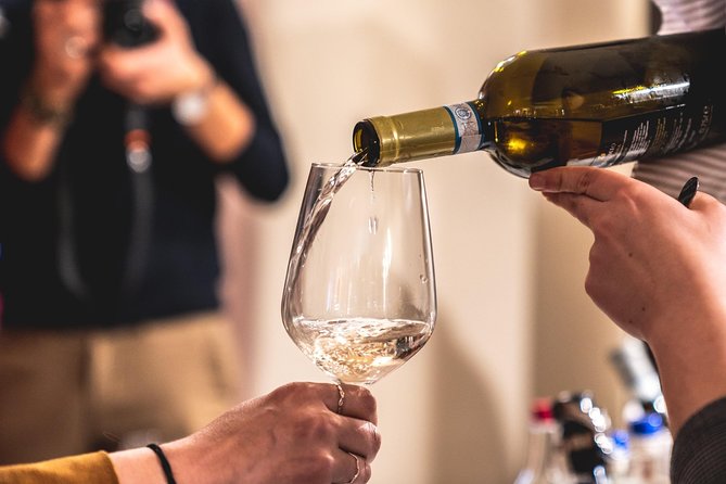 Tour in the Winery and Tasting - Tour Details