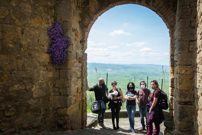 Tour in Volterra With a Licensed Tour Guide - Directions and Booking