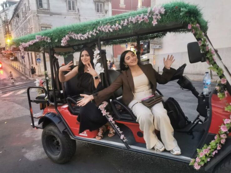 Tour Into City Center - Tour Overview