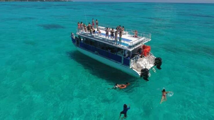 Tour Isla Mujeres: From Cancun-Riviera Maya All Included - Catamaran Experience