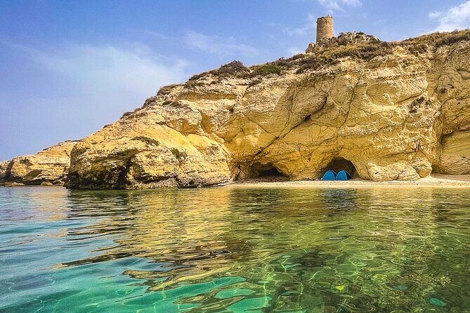 Tour La Dolce Vita stops for swimming, Snorkeling and Prosecco - FAQs